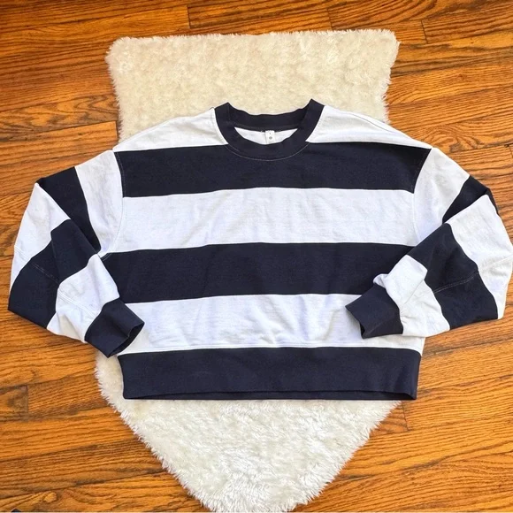 Lululemon Perfectly Oversized Cropped Crew Pack Stripe True Navy White Sz 6 - Picture 12 of 12